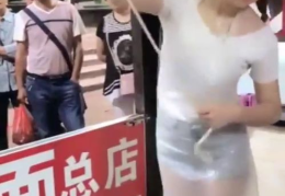 小姐姐甩钱,一场炫富盛宴来袭